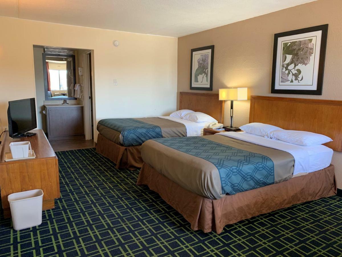 Rodeway Inn Sandusky Extérieur photo